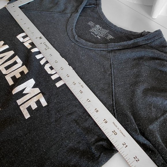 The Original Retro Brand Detroit Made Me Do It Sweatshirt M - Picture 2 of 6